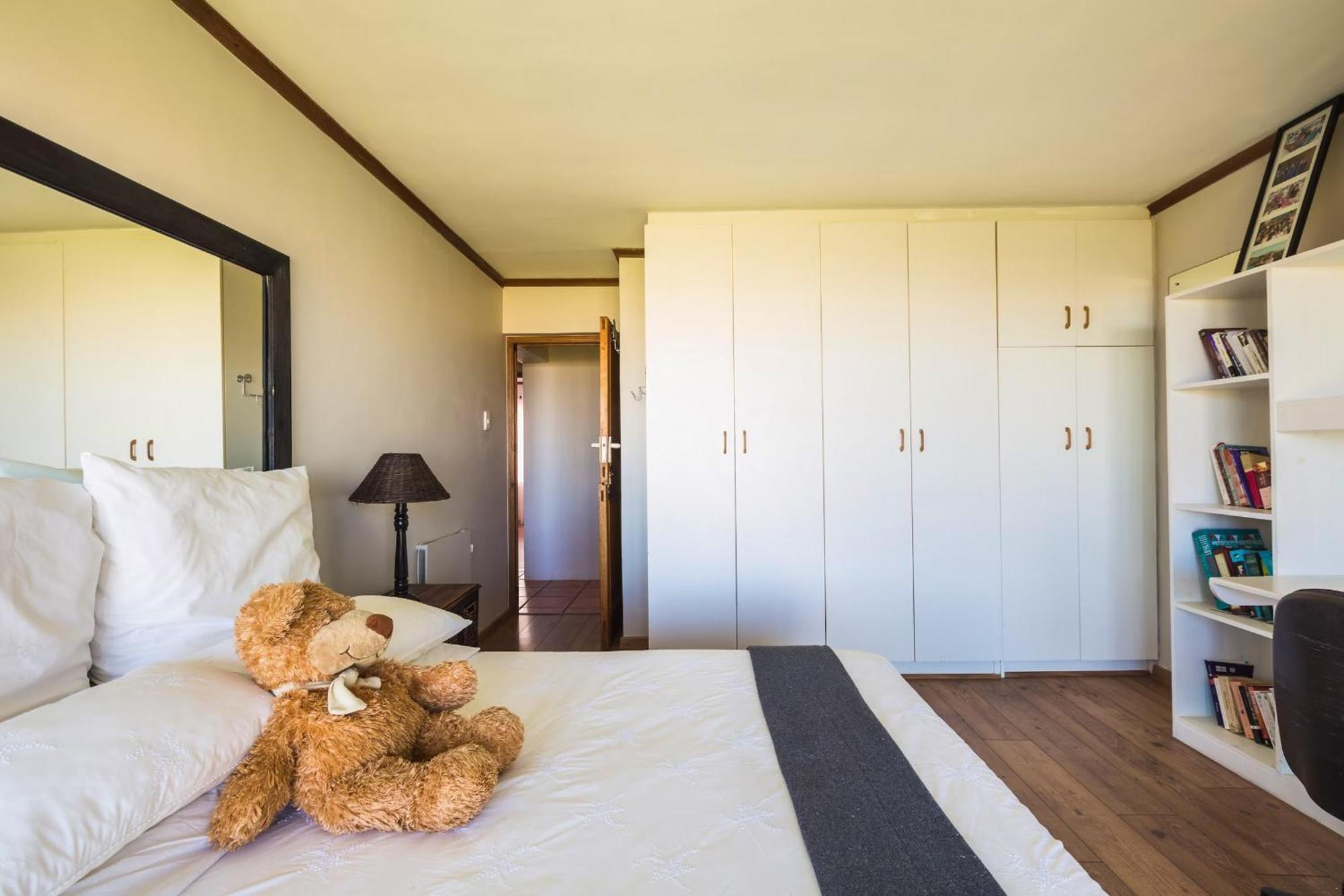 Gasthof 14 Penguin Place, Melkbosstrand